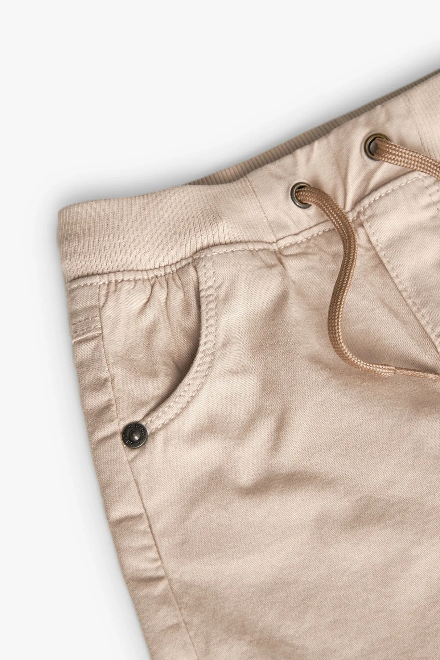 Bermuda in gabardina elasticizzata per neonato di colore beige