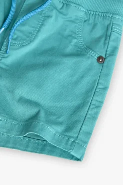 Bermuda in gabardina elasticizzata per bambino in colore verde.