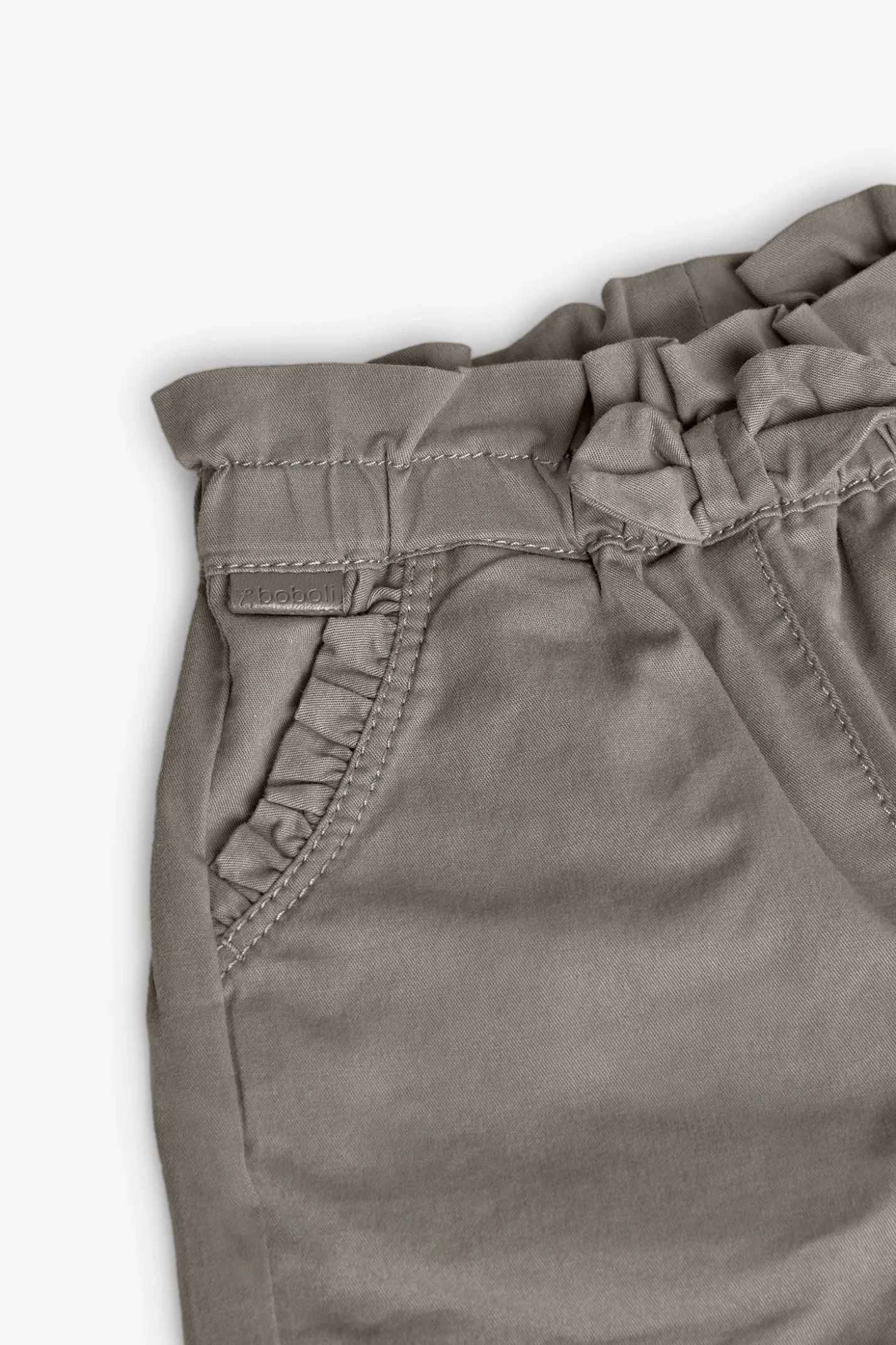 Bermuda in gabardina per bambina in colore marrone