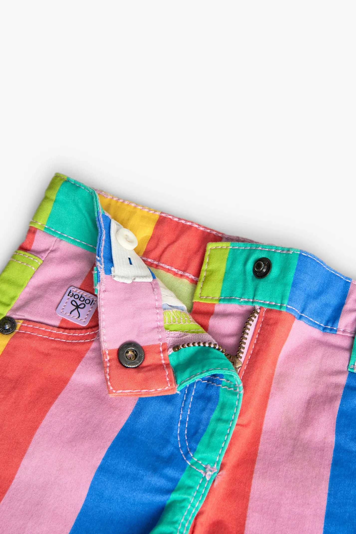 Bermuda in gabardina per neonata con stampa colorata
