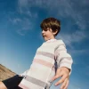 Camicia di lino per bambino in colore bianco con design a righe multicolore