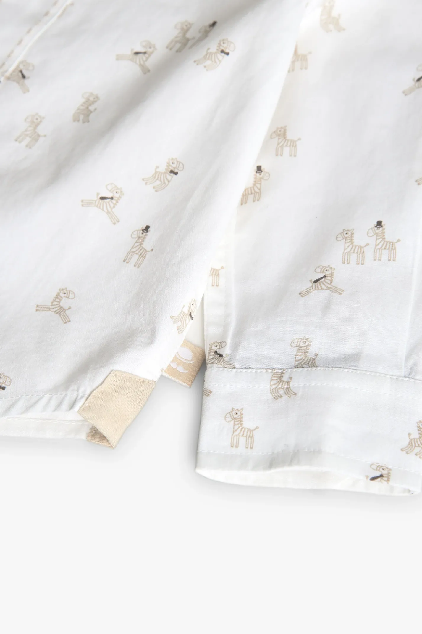 Camicia di popeline per neonato in colore bianco con stampa