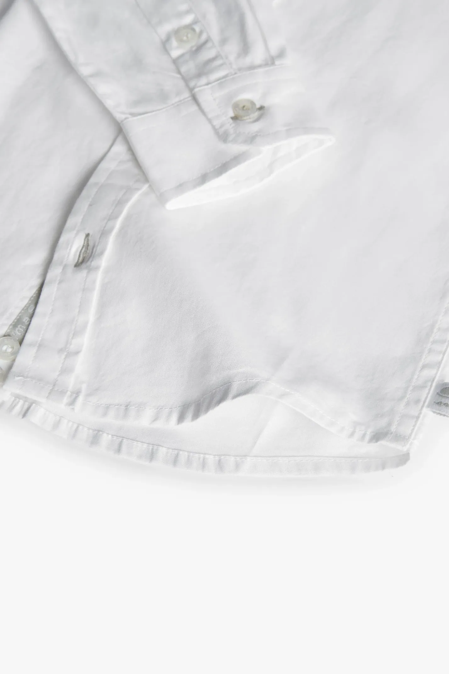 Camisa oxford para niño de manga larga en blanco