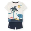 Completo di maglietta e pantaloncini in maglia per bambino in colore bianco.
