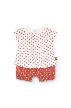 Completo in maglia per neonata con stampa floreale in rosso.