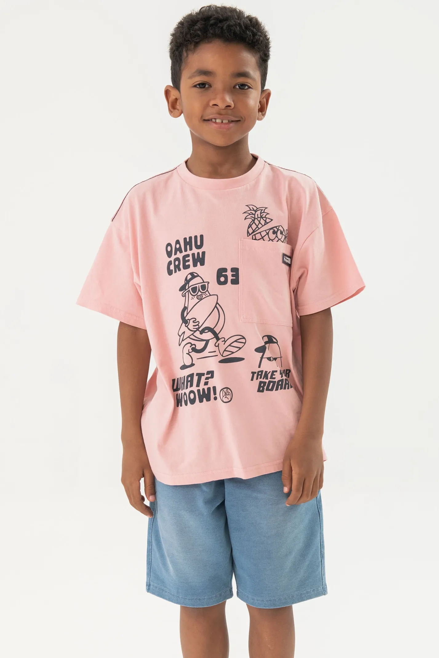 Maglietta a maglia per bambino in colore rosa.