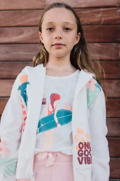 Maglietta a maglia per bambina di colore bianco con stampa da surfista