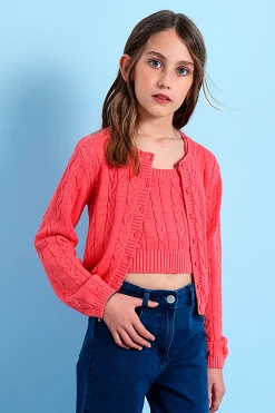 Maglione in maglia per bambina in colore fragola.
