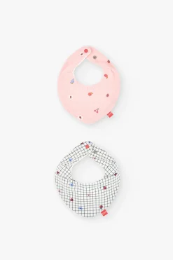 Pacco di 2 bavaglini a scialle in maglia per neonato in rosa e bianco con stampa a quadri.