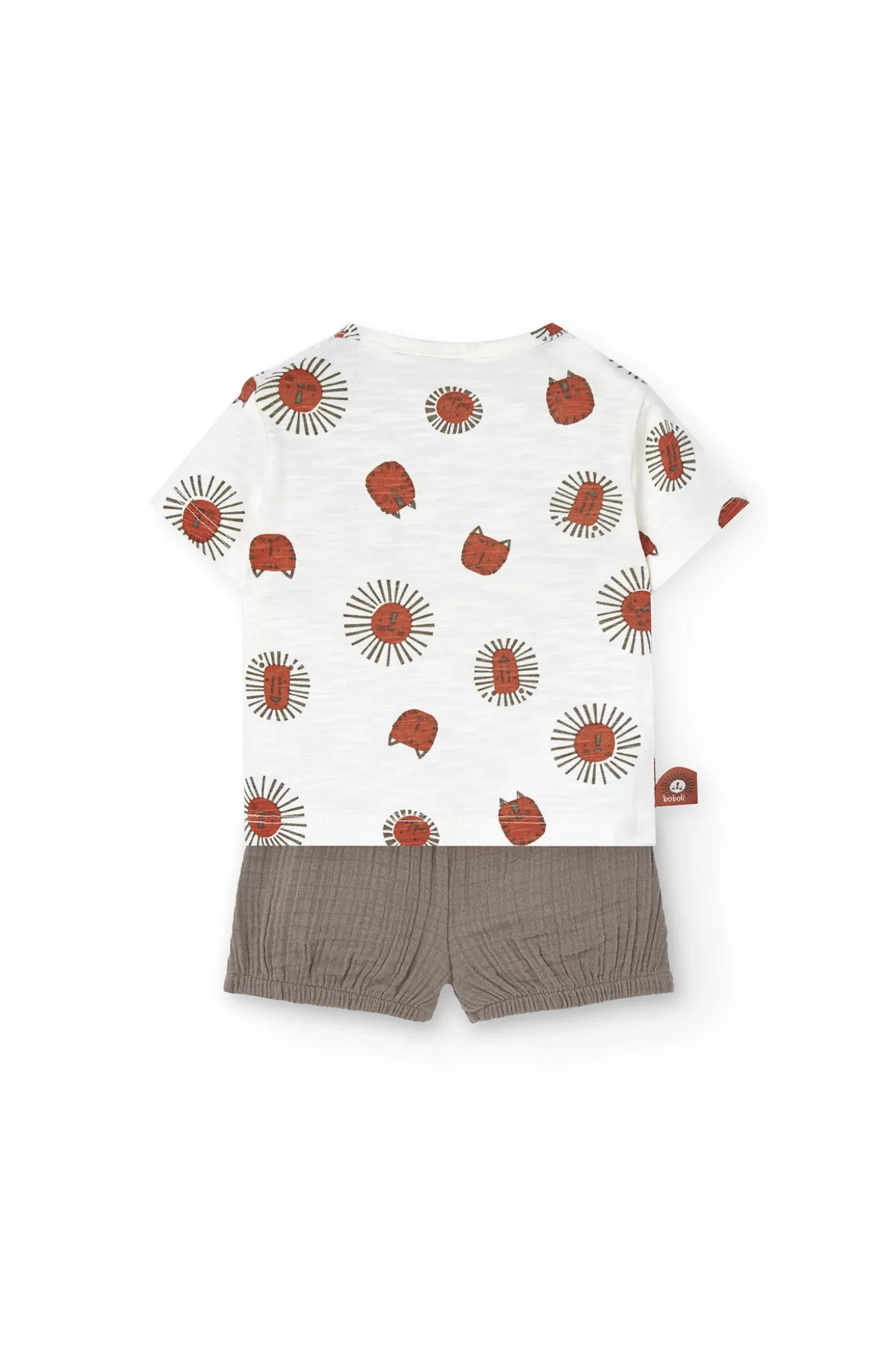 Set bambino in maglia con stampa di t-shirt e pantaloncini nei colori chiari e marroni.