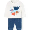 Set di maglietta in maglia per neonato di colore bianco e pantalone in blu.