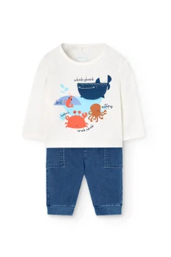 Set di maglietta in maglia per neonato di colore bianco e pantalone in blu.