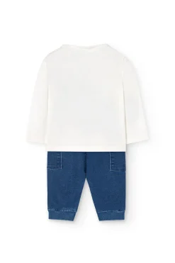 Set di maglietta in maglia per neonato di colore bianco e pantalone in blu.