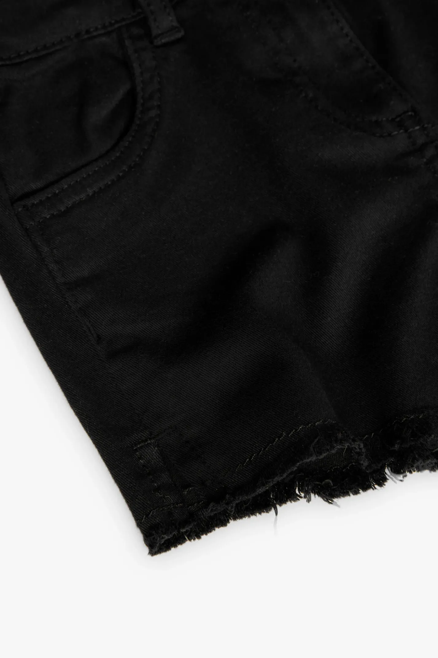 Short in sargia elastica per bambina di colore nero